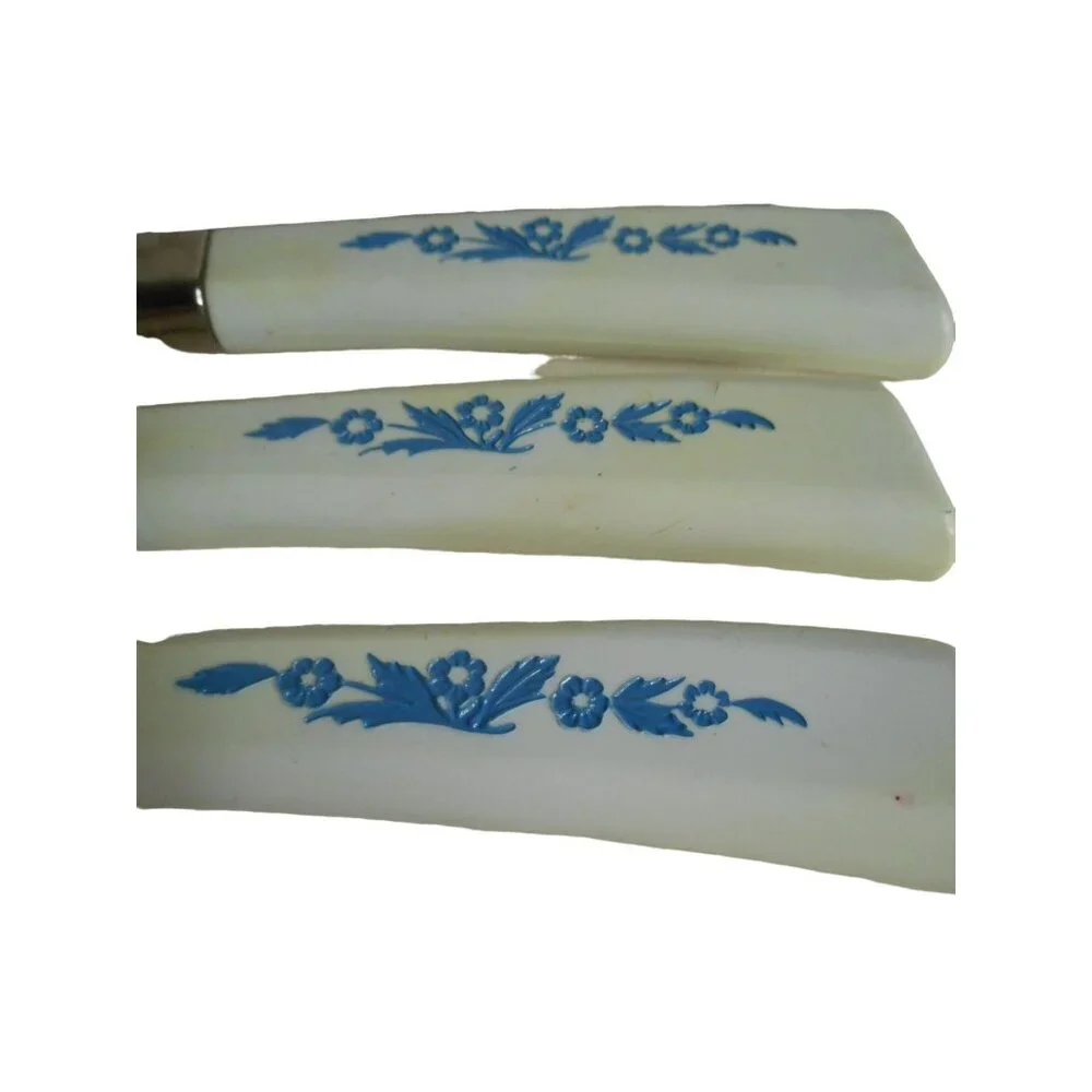 6 VTG Serrated Steak Knife Cornflower Blue Pyrex compat England Stainless Steel